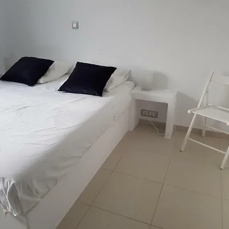 Orkos House Nyaraló *